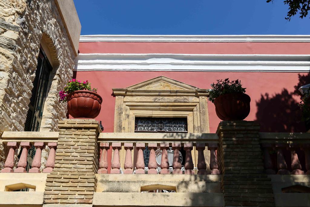 Archontiko Angelou Hotel Alinda  Buitenkant foto
