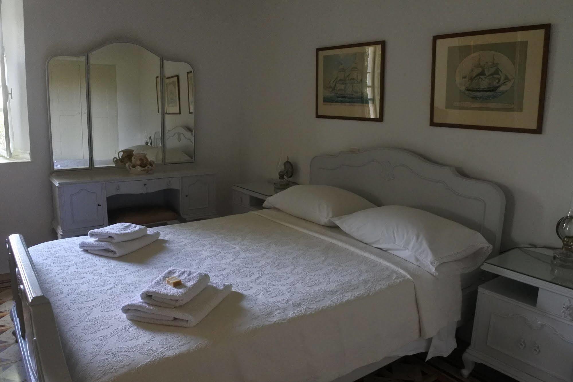 Archontiko Angelou Hotel Alinda  Buitenkant foto