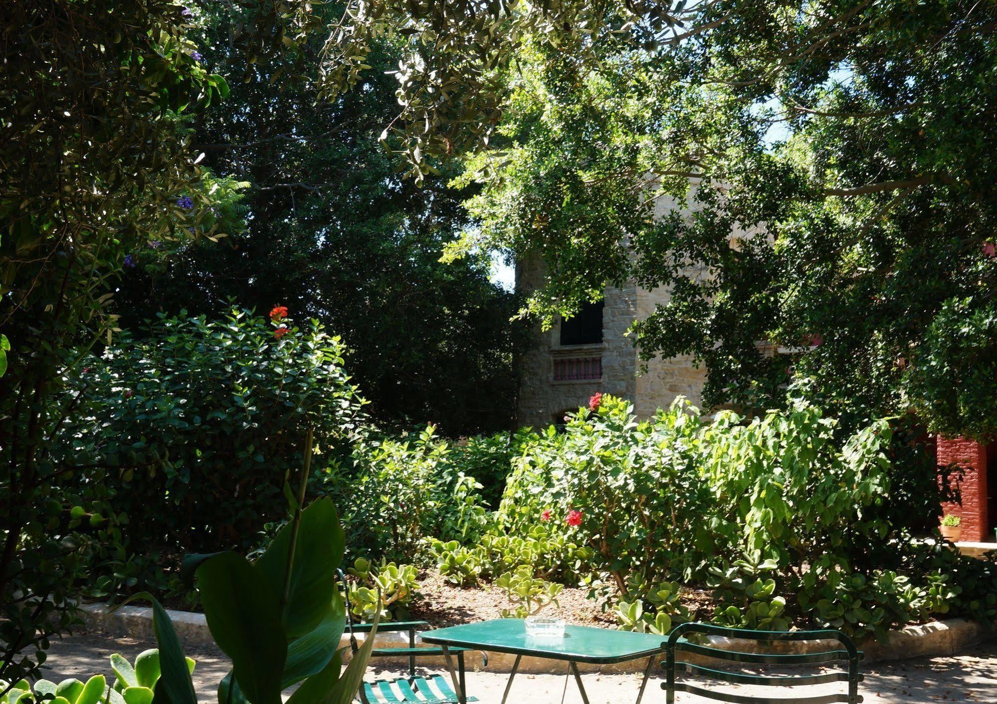 Archontiko Angelou Hotel Alinda  Buitenkant foto